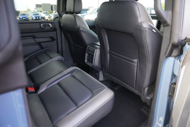 Used 2025 Ford Bronco Outer Banks w/ Sasquatch Package image 14