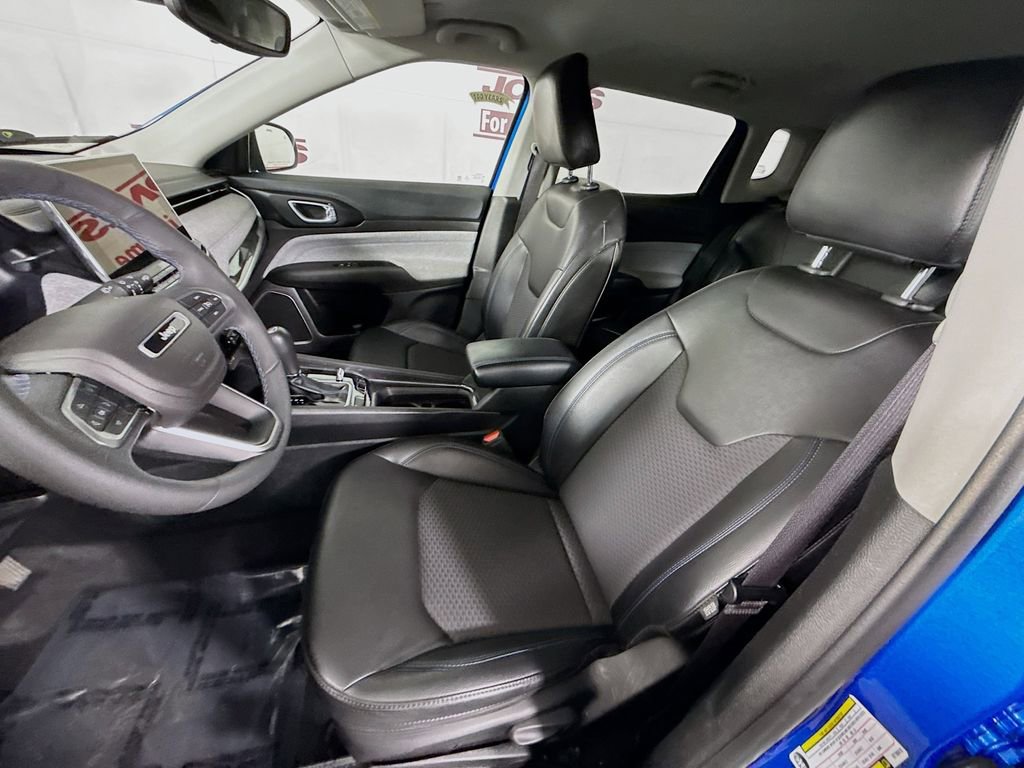 Used 2022 Jeep Compass Latitude image 24