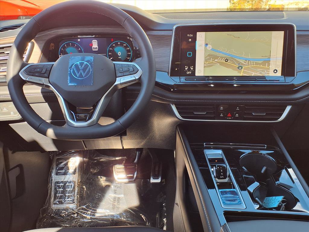 New 2026 Volkswagen Atlas SEL Premium R-Line image 9