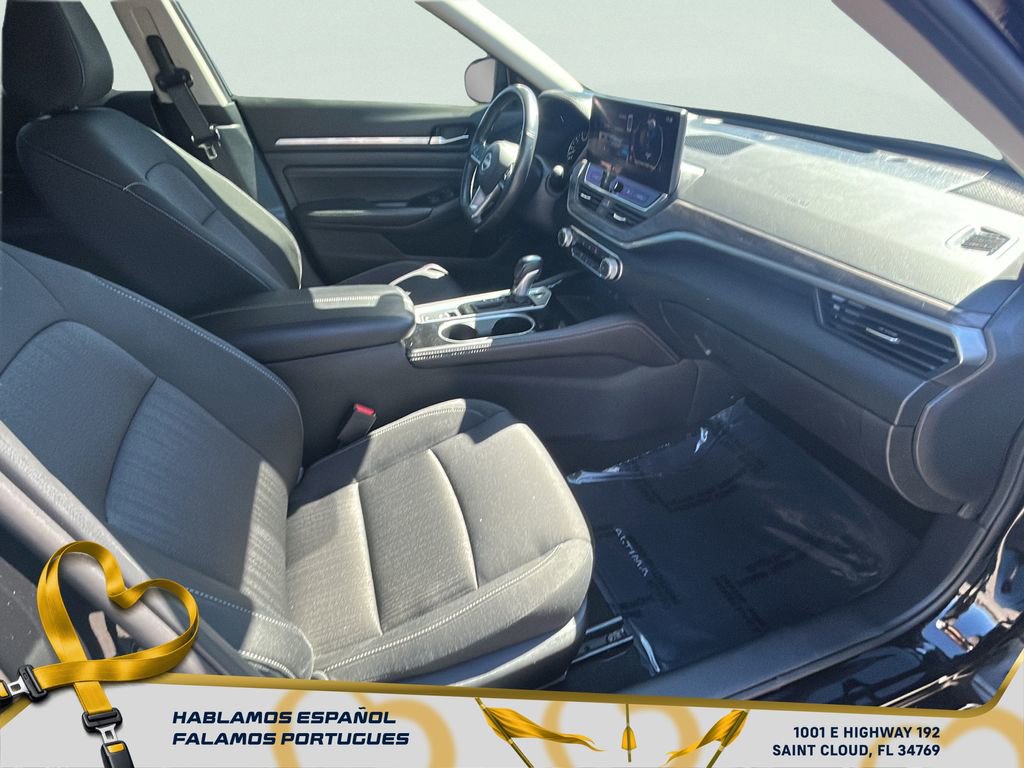 Used 2023 Nissan Altima 2.5 SV w/ SV Premium Package image 23