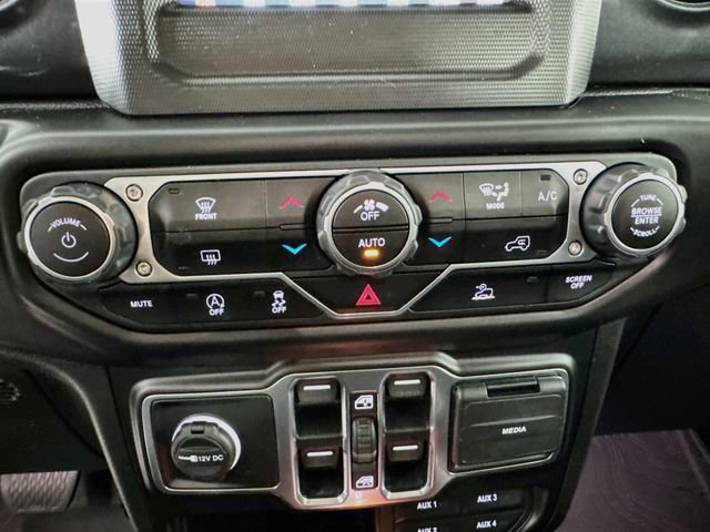 Used 2022 Jeep Wrangler Unlimited Sport AWD/4WD image 17