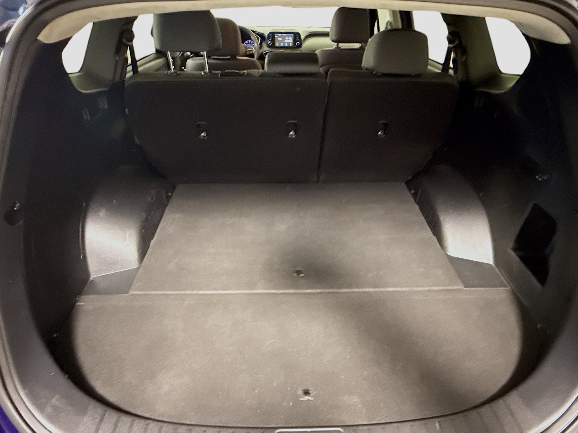 Used 2020 Hyundai Santa Fe SE image 32