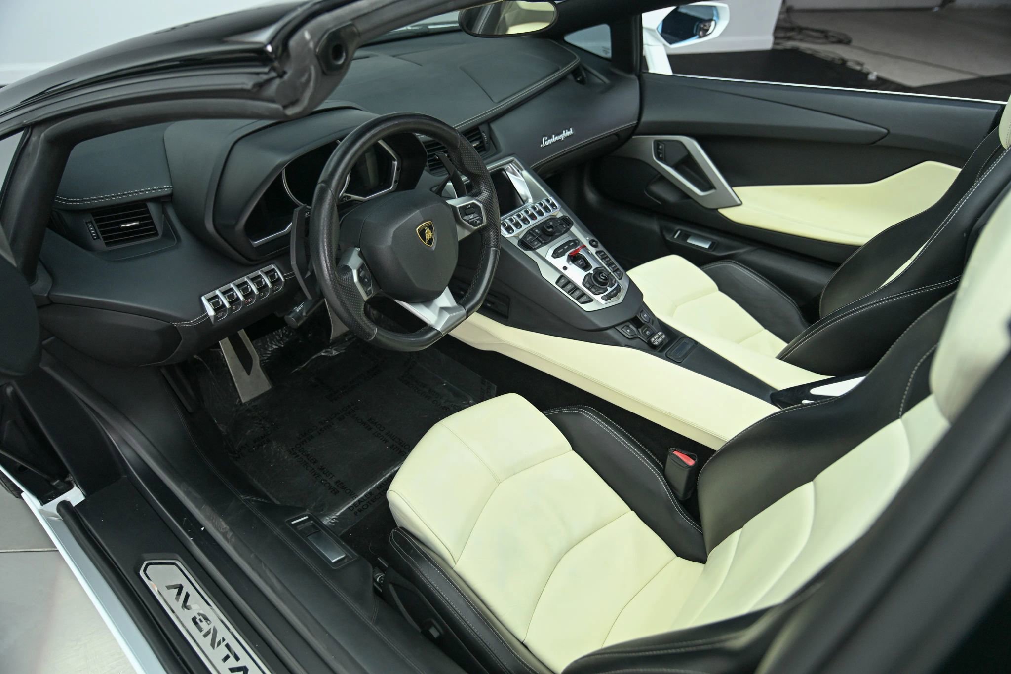 Used 2014 Lamborghini Aventador LP 700-4
