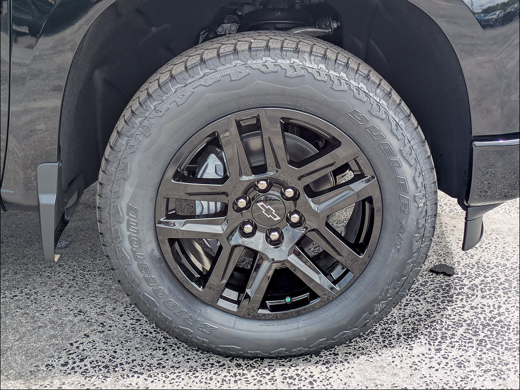 New 2026 Chevrolet Silverado 1500 Custom w/ Turbomax Blackout Package AWD/4WD image 12