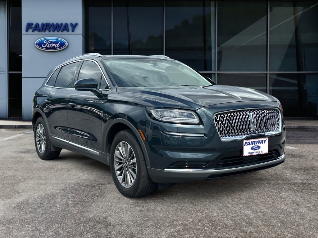 Used 2022 Lincoln Nautilus Reserve FWD image 2