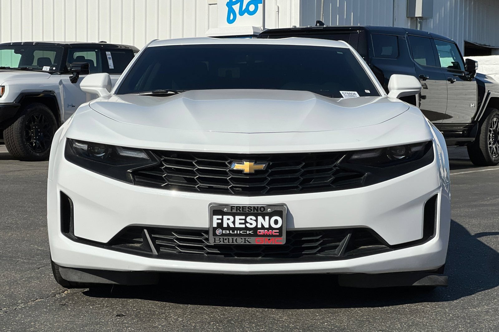 Used 2023 Chevrolet Camaro LT RWD image 9