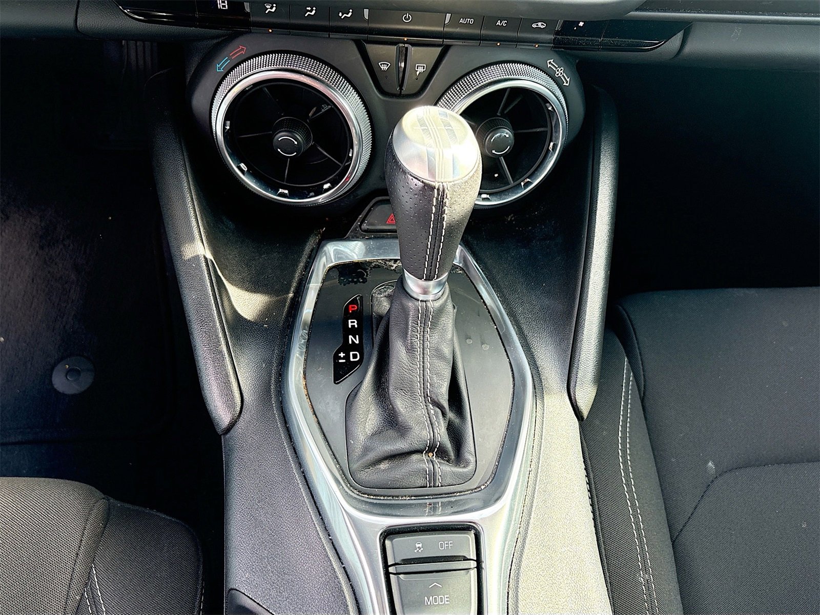 Used 2019 Chevrolet Camaro LT image 16