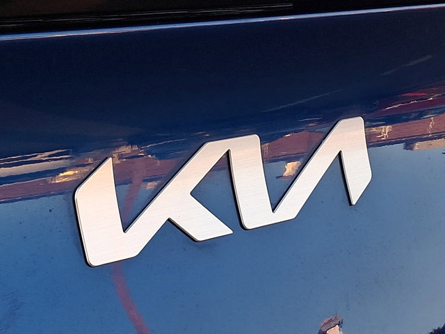 Used 2023 Kia Sportage EX image 29