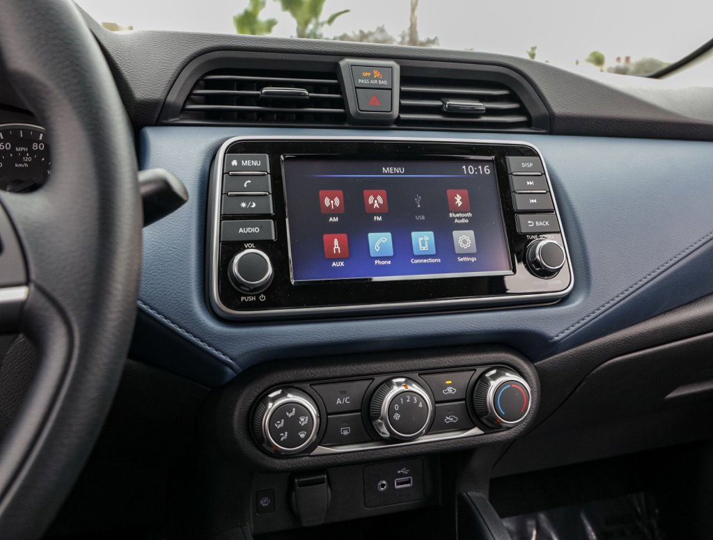 New 2025 Nissan Versa SV image 27