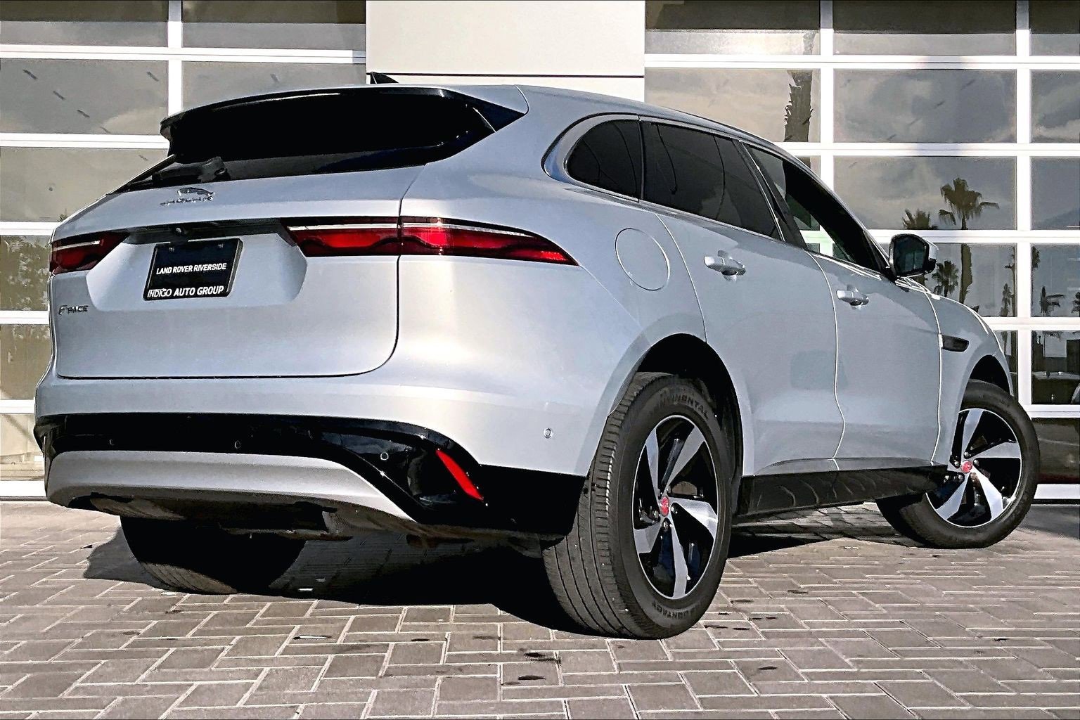 Used 2021 Jaguar F-PACE S image 13