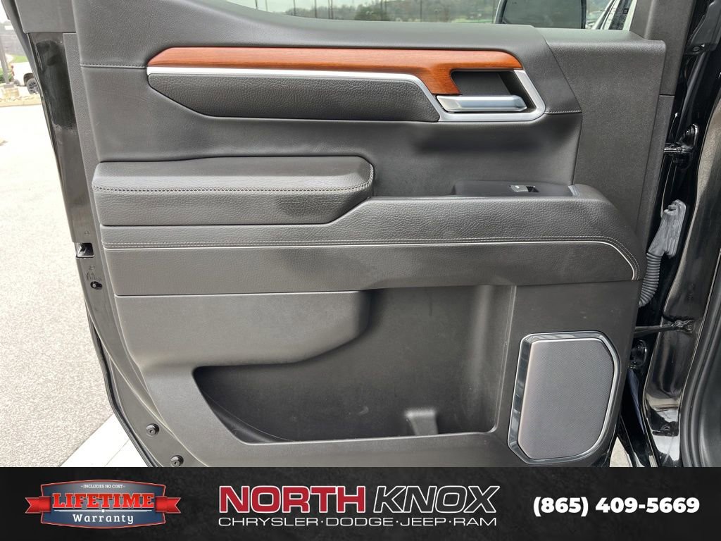 Used 2022 GMC Sierra 1500 Denali w/ Denali Reserve Package image 15