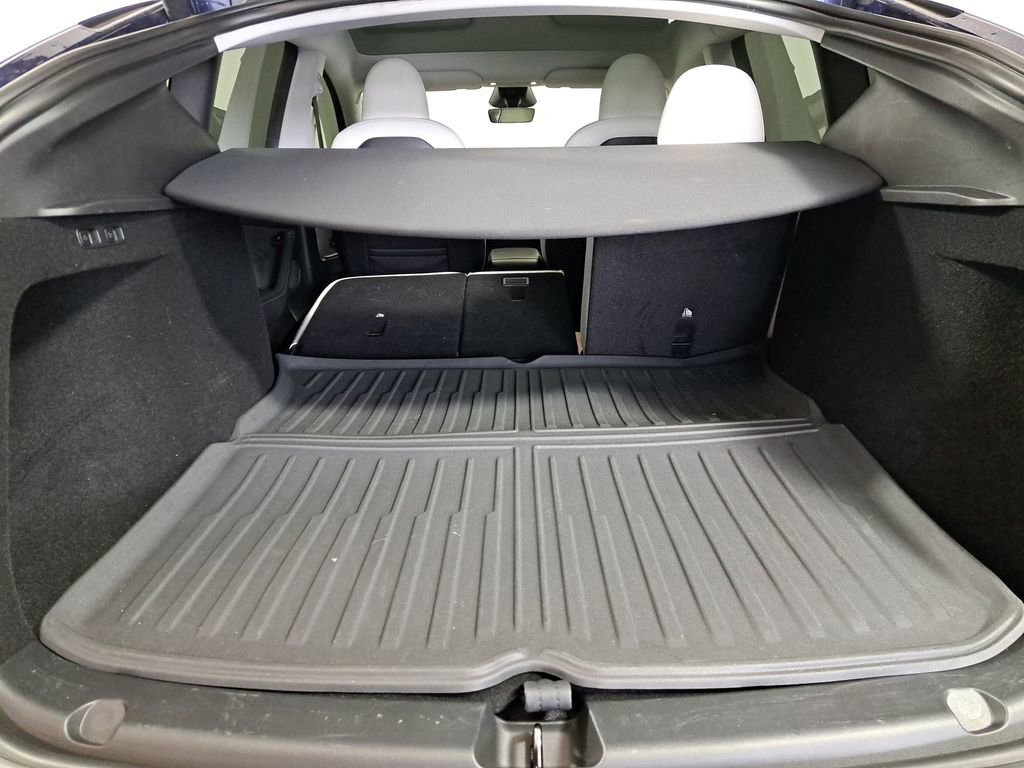 Used 2024 Tesla Model Y Performance image 24