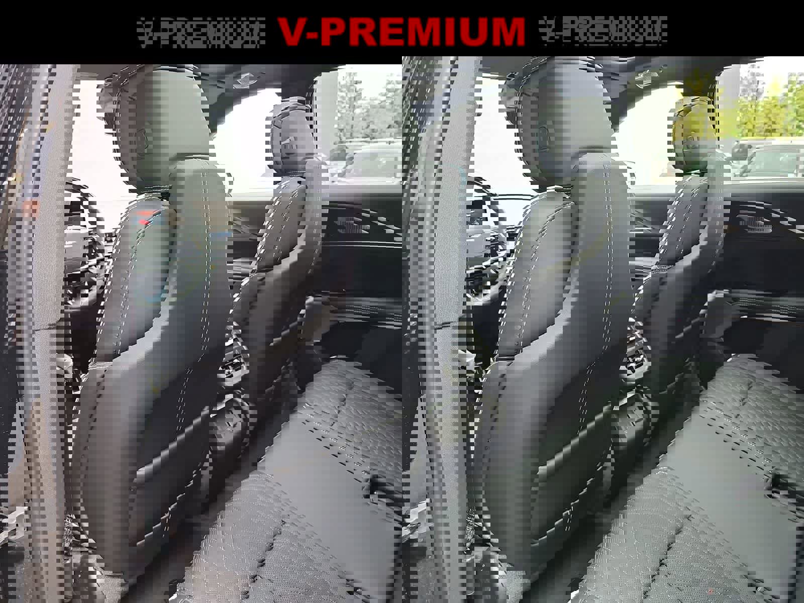 Used 2026 Cadillac Lyriq V w/ LPO, Floor Liner Package image 16