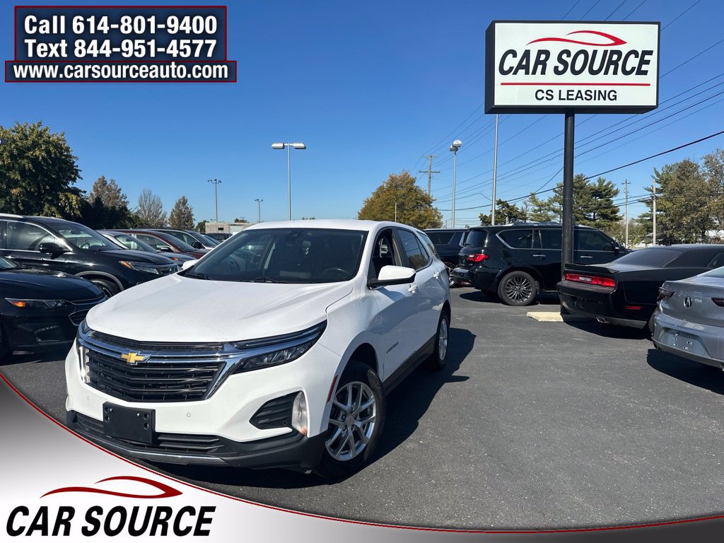 Used 2022 Chevrolet Equinox LT w/ Driver Convenience Package AWD/4WD image 1