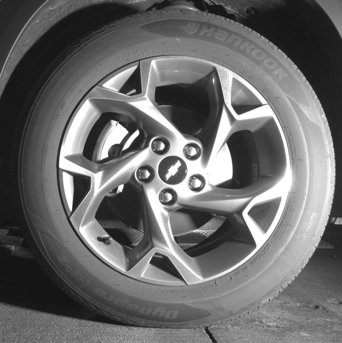 Used 2025 Chevrolet Trax LT w/ LT Convenience Package image 12