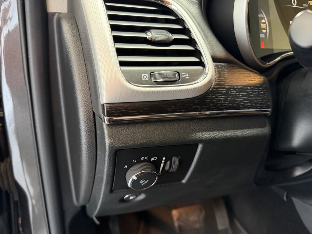 Used 2019 Jeep Grand Cherokee Summit w/ Platinum Series Group image 14