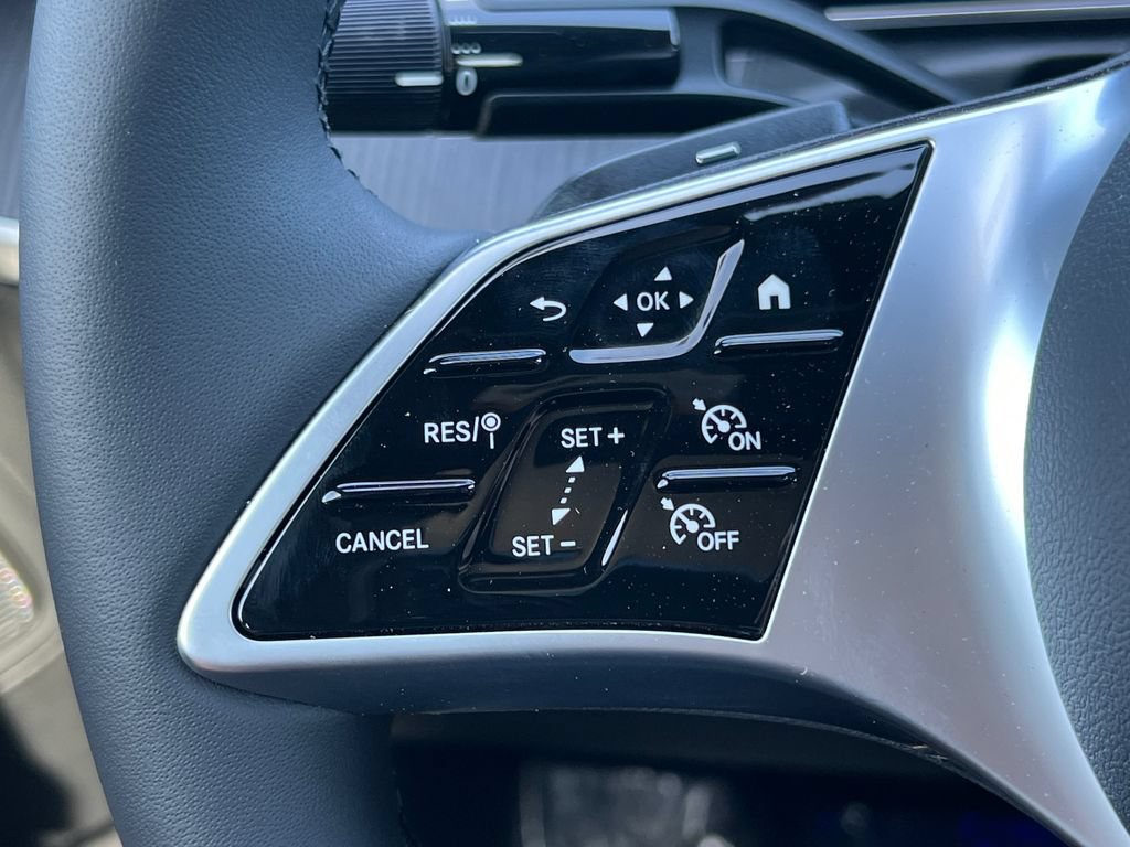 New 2025 Mercedes-Benz C 300 4MATIC Sedan image 20