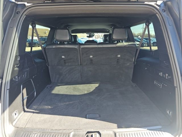 Used 2023 Jeep Wagoneer L Series II image 27