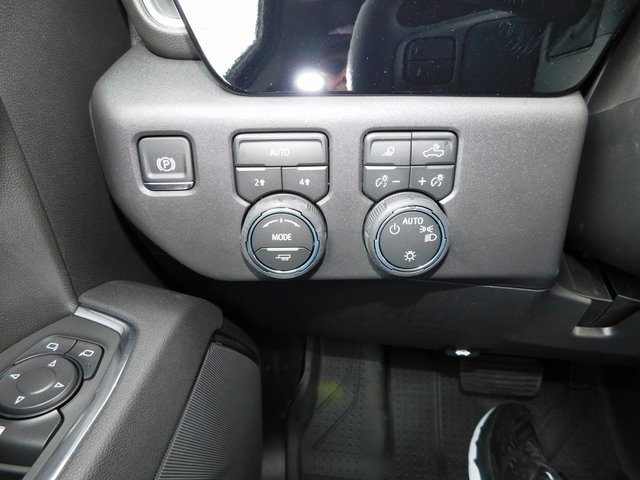 New 2026 Chevrolet Silverado 1500 LT w/ Safety Package image 30