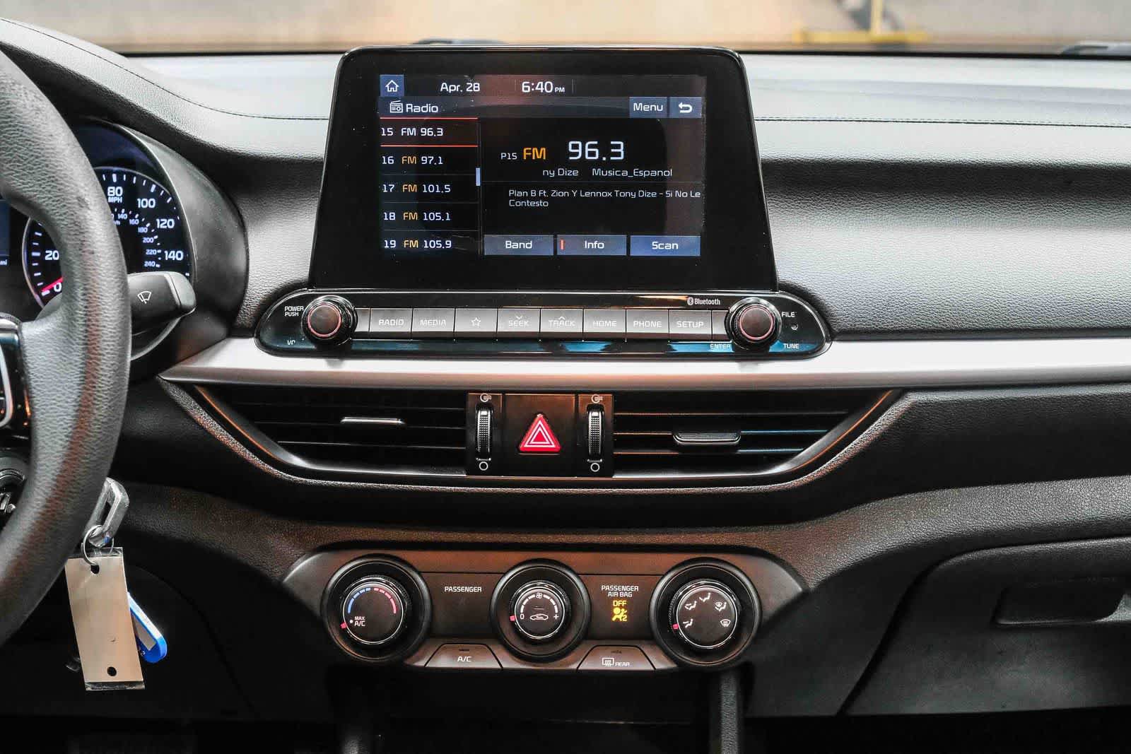 Used 2020 Kia Forte LXS FWD image 16