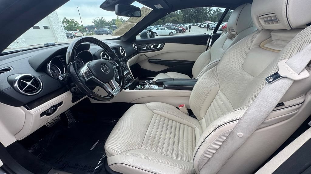 Used 2013 Mercedes-Benz SL 550 image 27