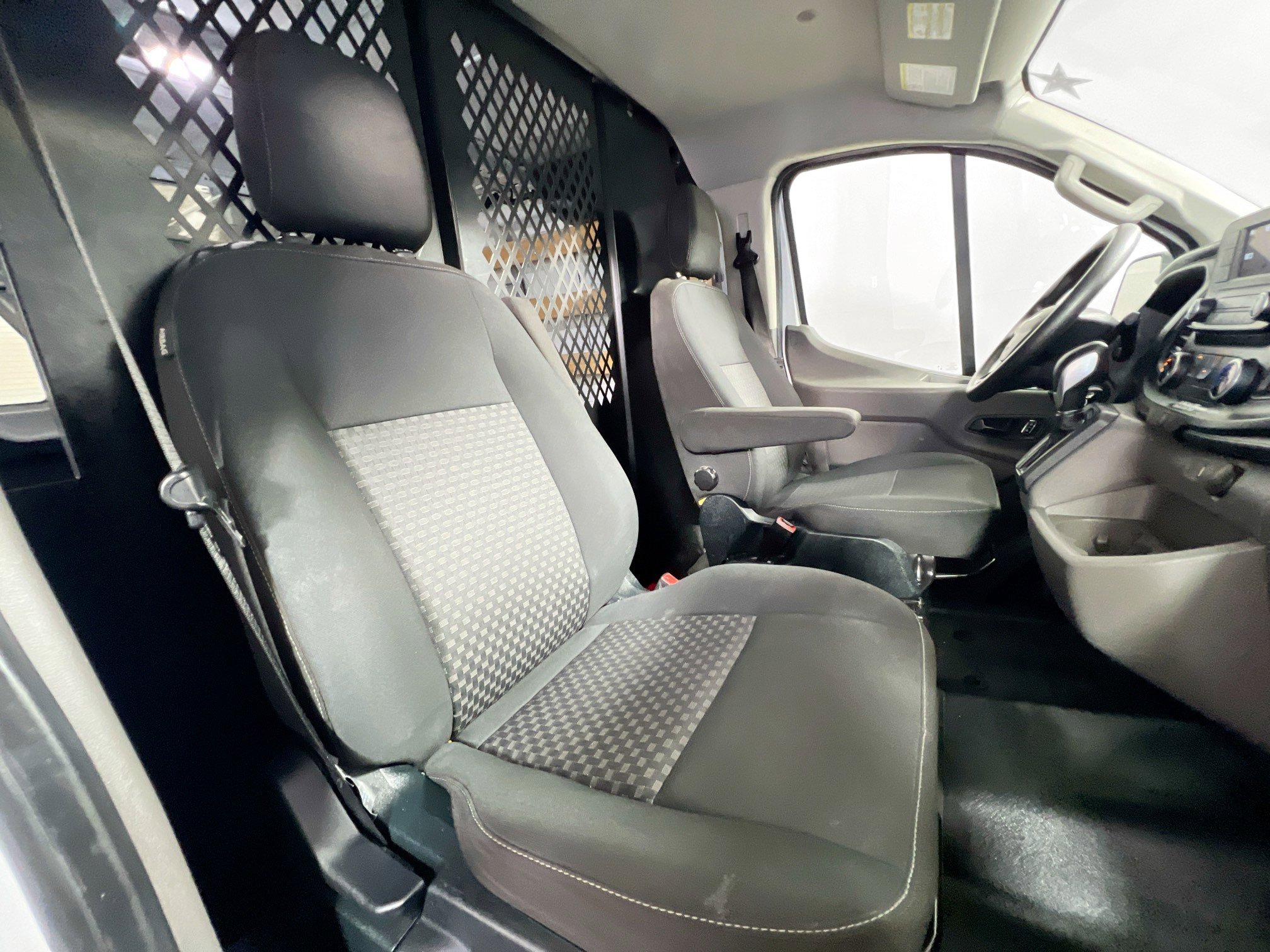 Used 2023 Ford Transit 250 Low Roof w/ Exterior Upgrade Package image 29