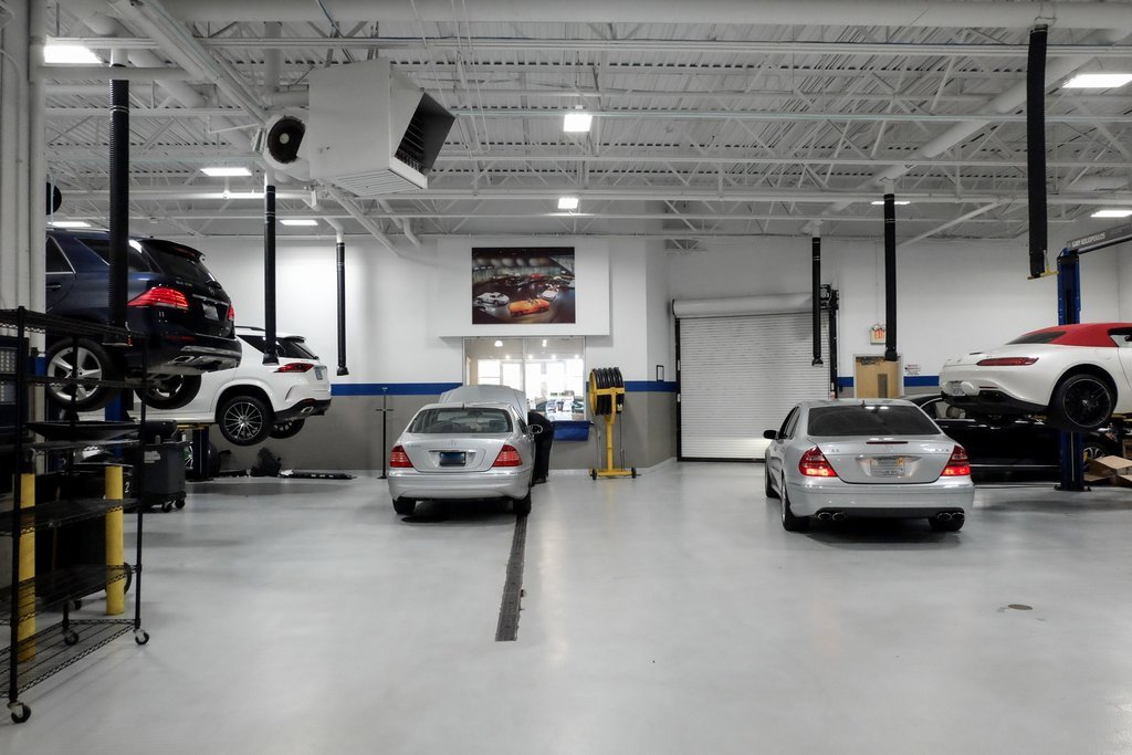 Certified 2025 Mercedes-Benz CLA 250 4MATIC image 35