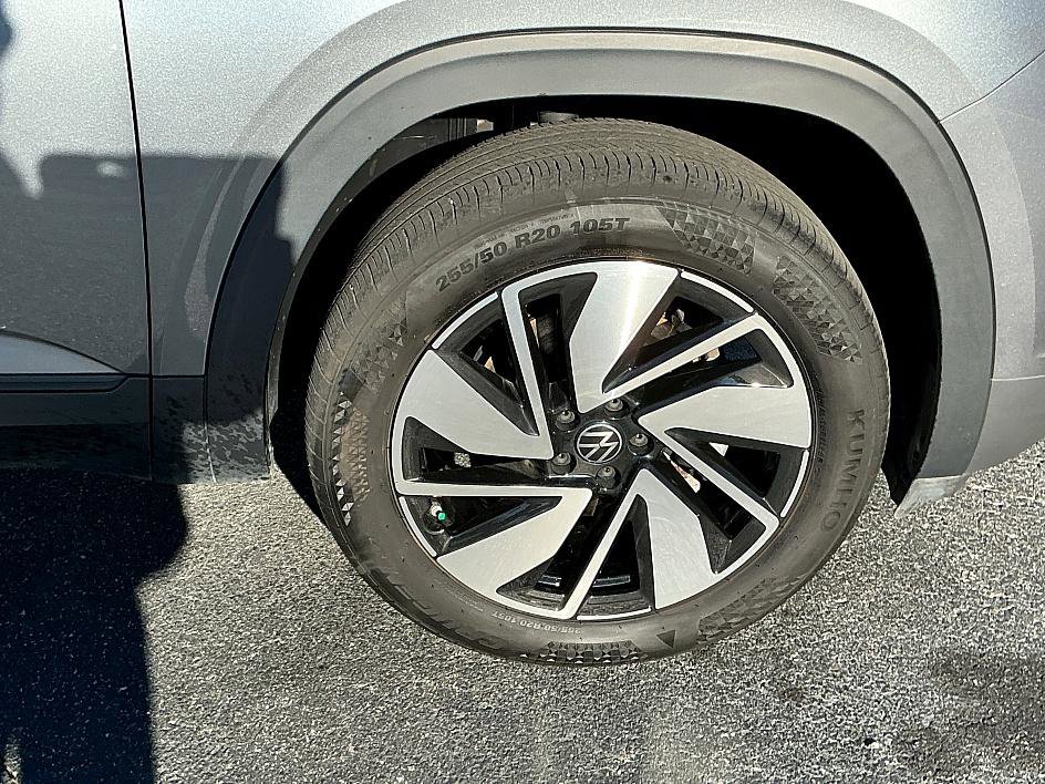 Used 2024 Volkswagen Atlas SE image 10