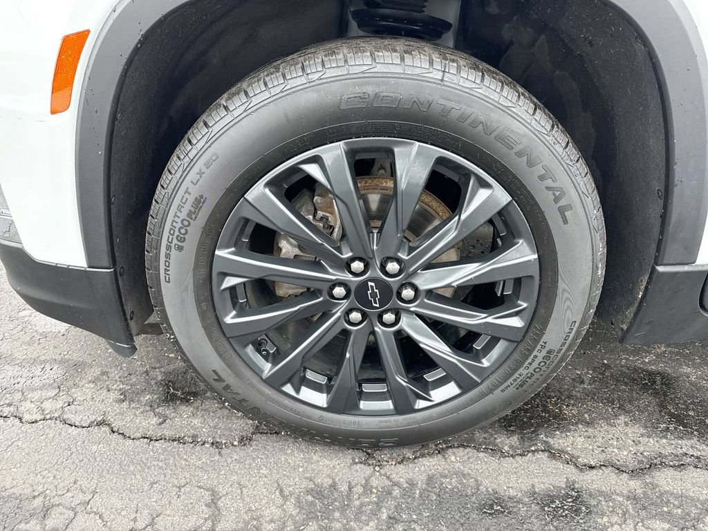 Used 2023 Chevrolet Traverse RS AWD/4WD image 10