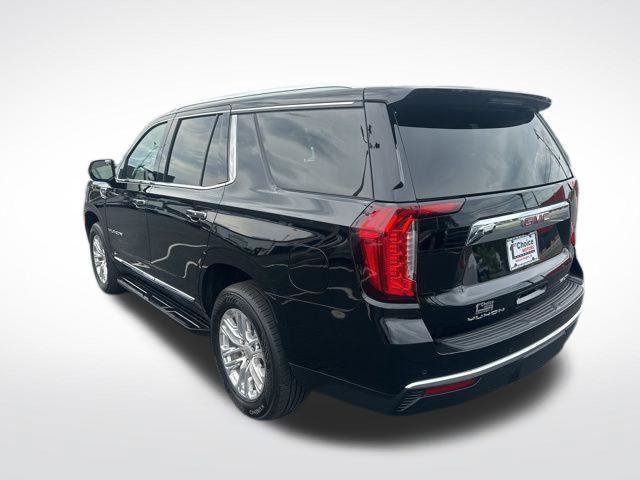 Used 2024 GMC Yukon SLT AWD/4WD image 4