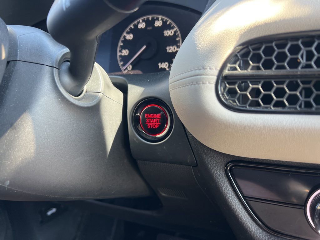 Used 2023 Honda HR-V LX image 15