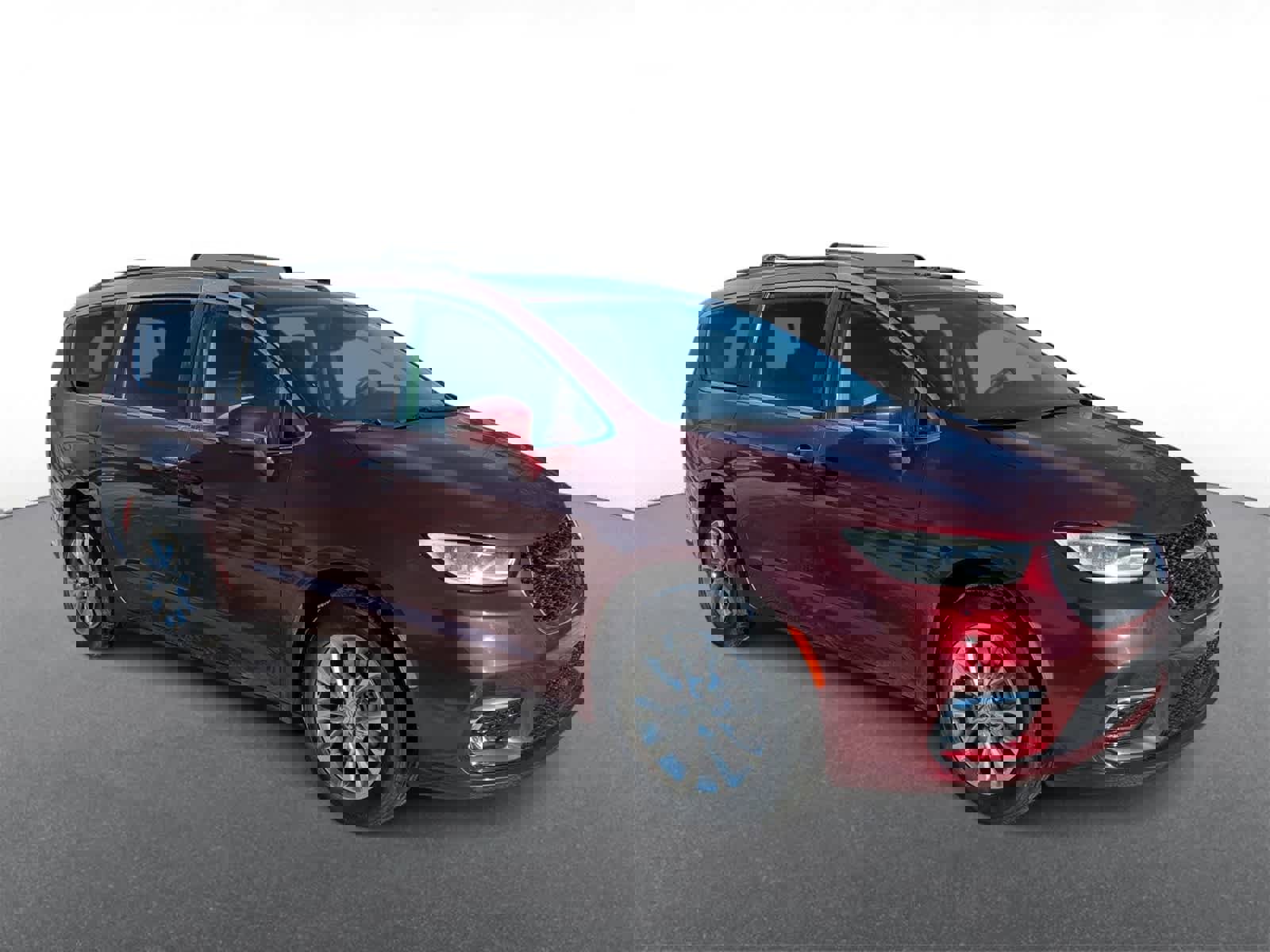 Certified 2022 Chrysler Pacifica Touring-L w/ Uconnect Theater Family Group image 2