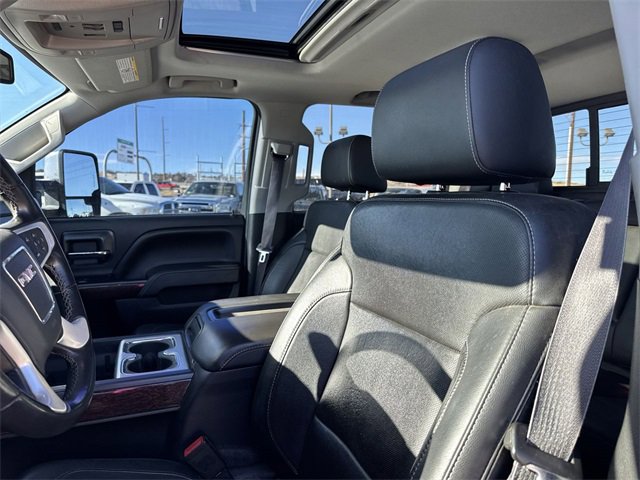 Used 2015 GMC Sierra 2500 SLT w/ Duramax Plus Package image 11