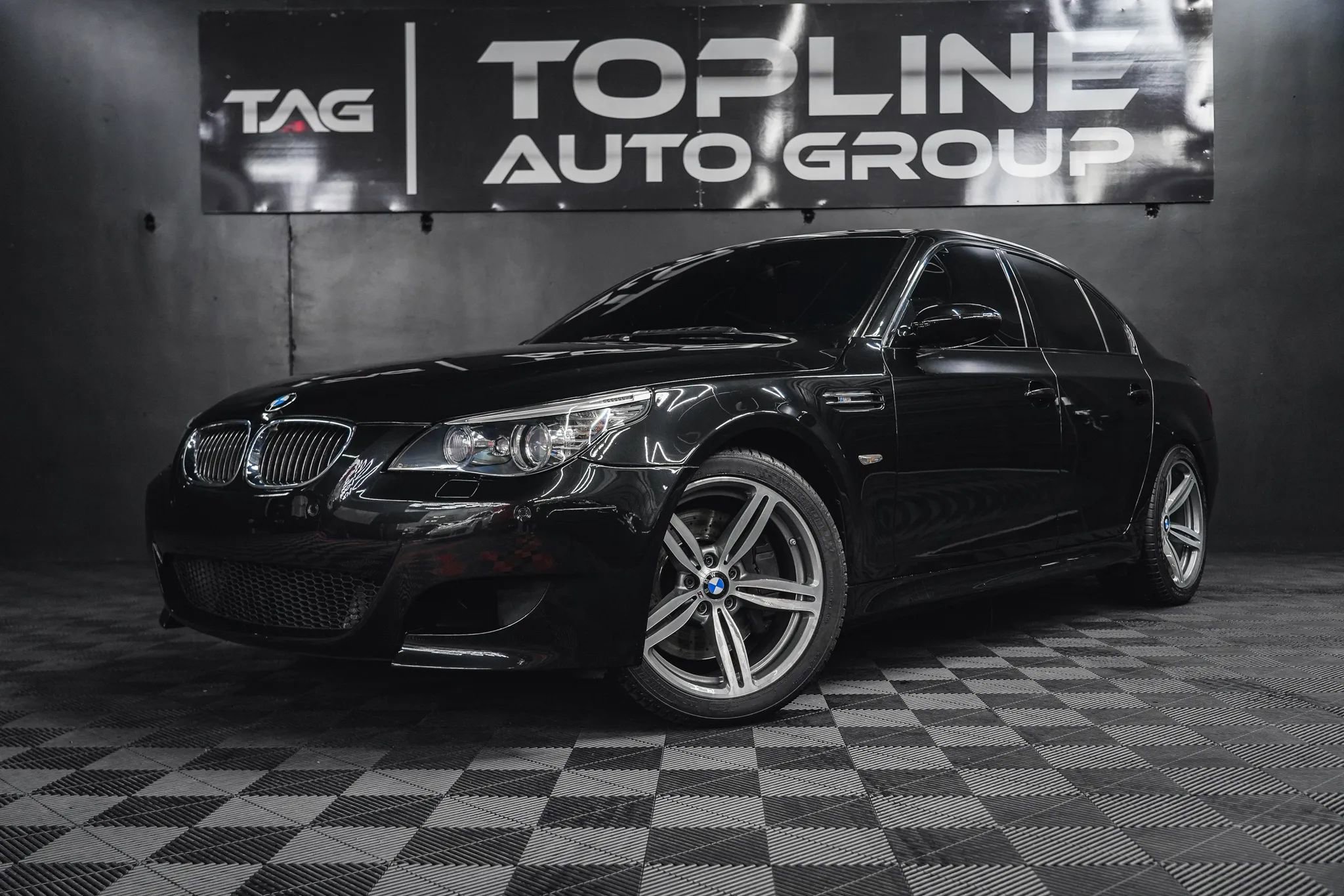 Used 2008 BMW M5 RWD image 2