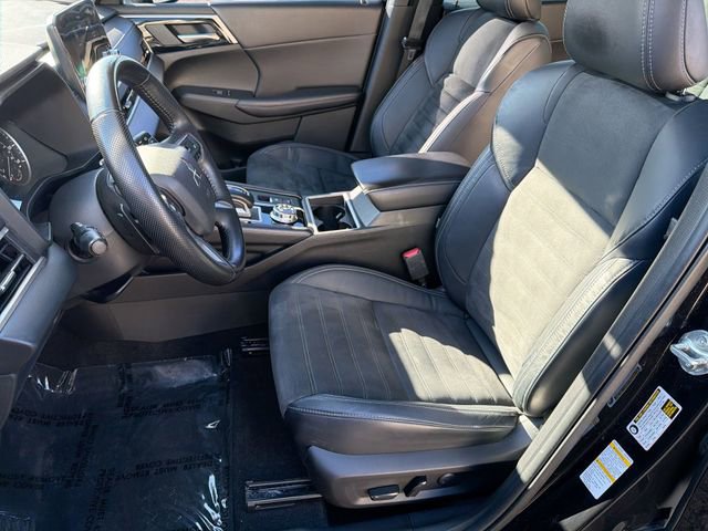 Used 2022 Mitsubishi Outlander SE image 14