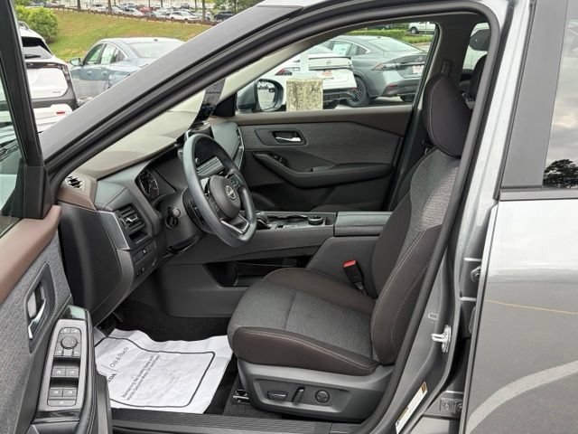 Certified 2023 Nissan Rogue SV AWD/4WD image 15