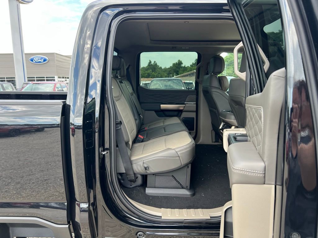 New 2025 Ford F350 Platinum w/ Platinum Plus Package image 19