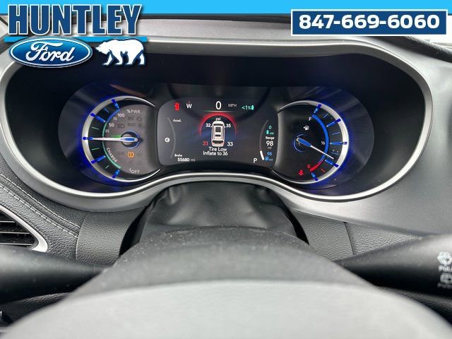 Used 2024 Chrysler Pacifica Select image 26