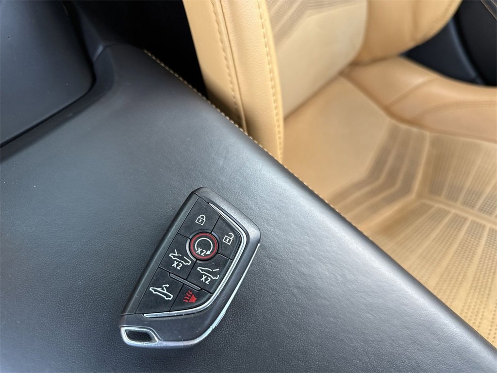 Used 2023 Chevrolet Corvette Stingray Premium Conv w/ Z51 Performance Package image 30