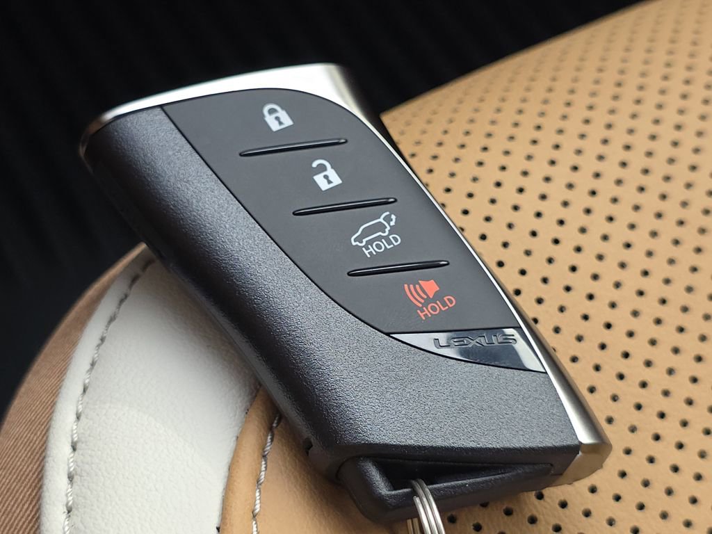 New 2026 Lexus RZ 450e AWD image 33