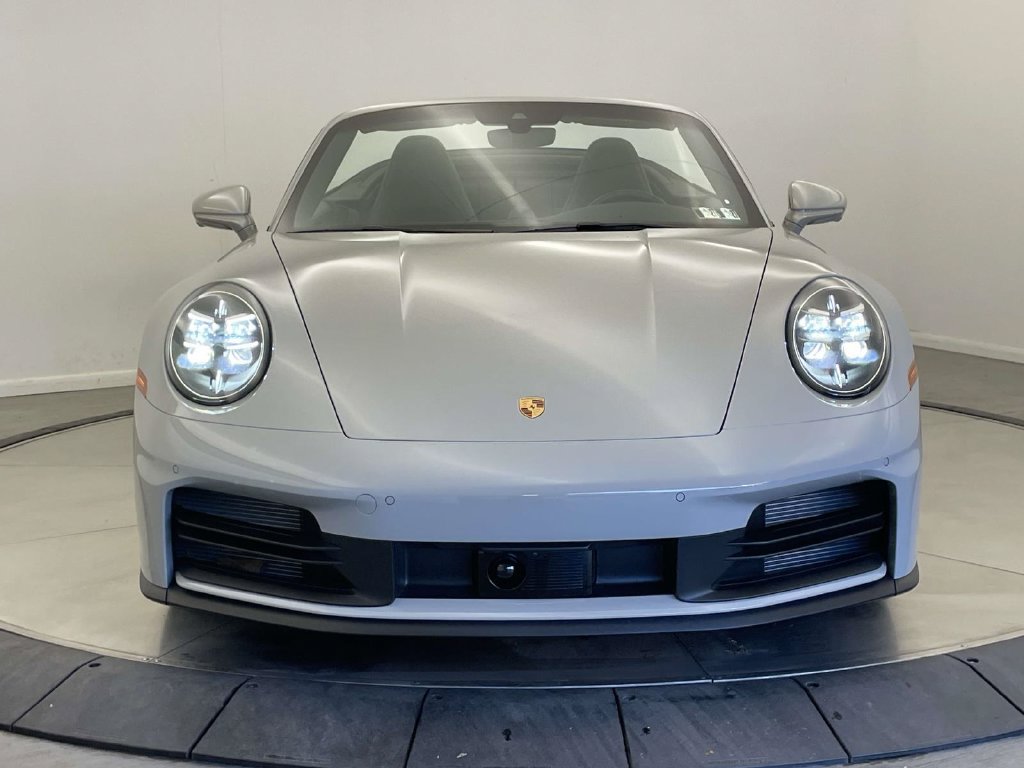 Used 2026 Porsche 911 Carrera RWD image 10