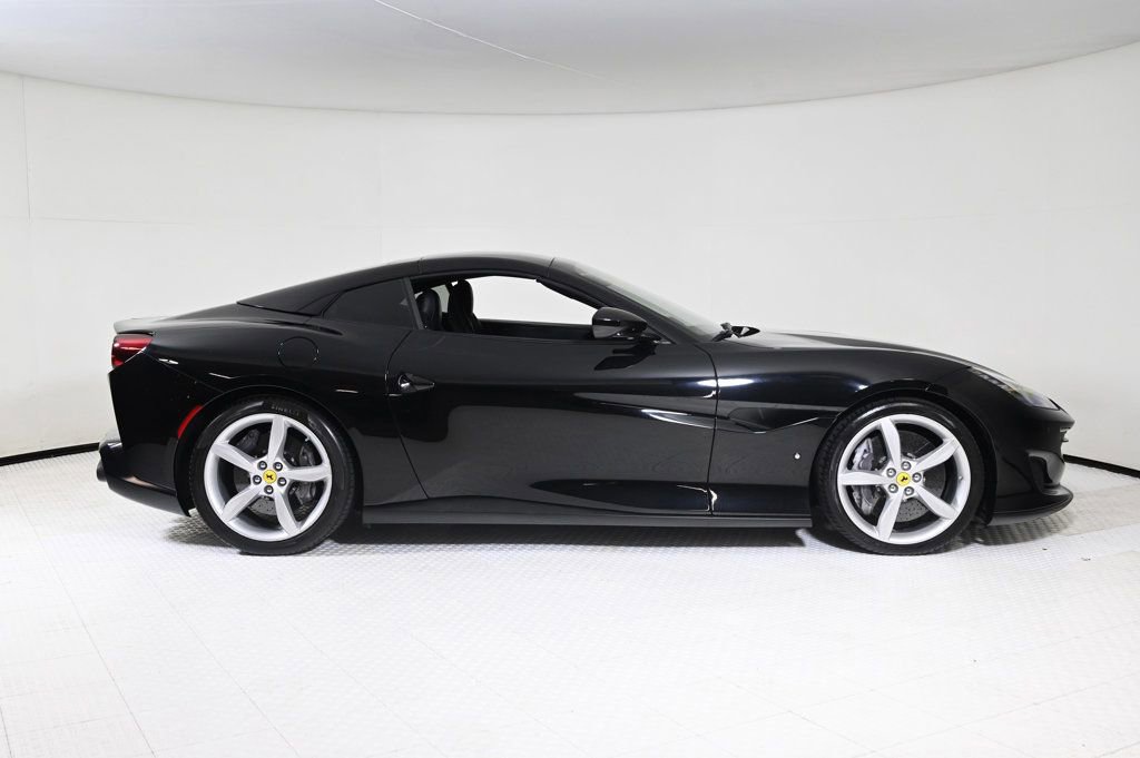 Certified 2019 Ferrari Portofino image 10