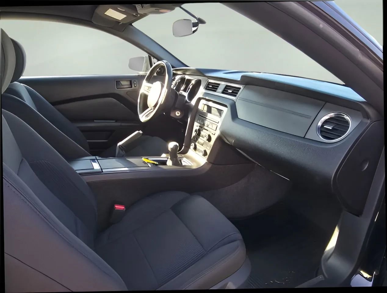 Used 2013 Ford Mustang GT image 20