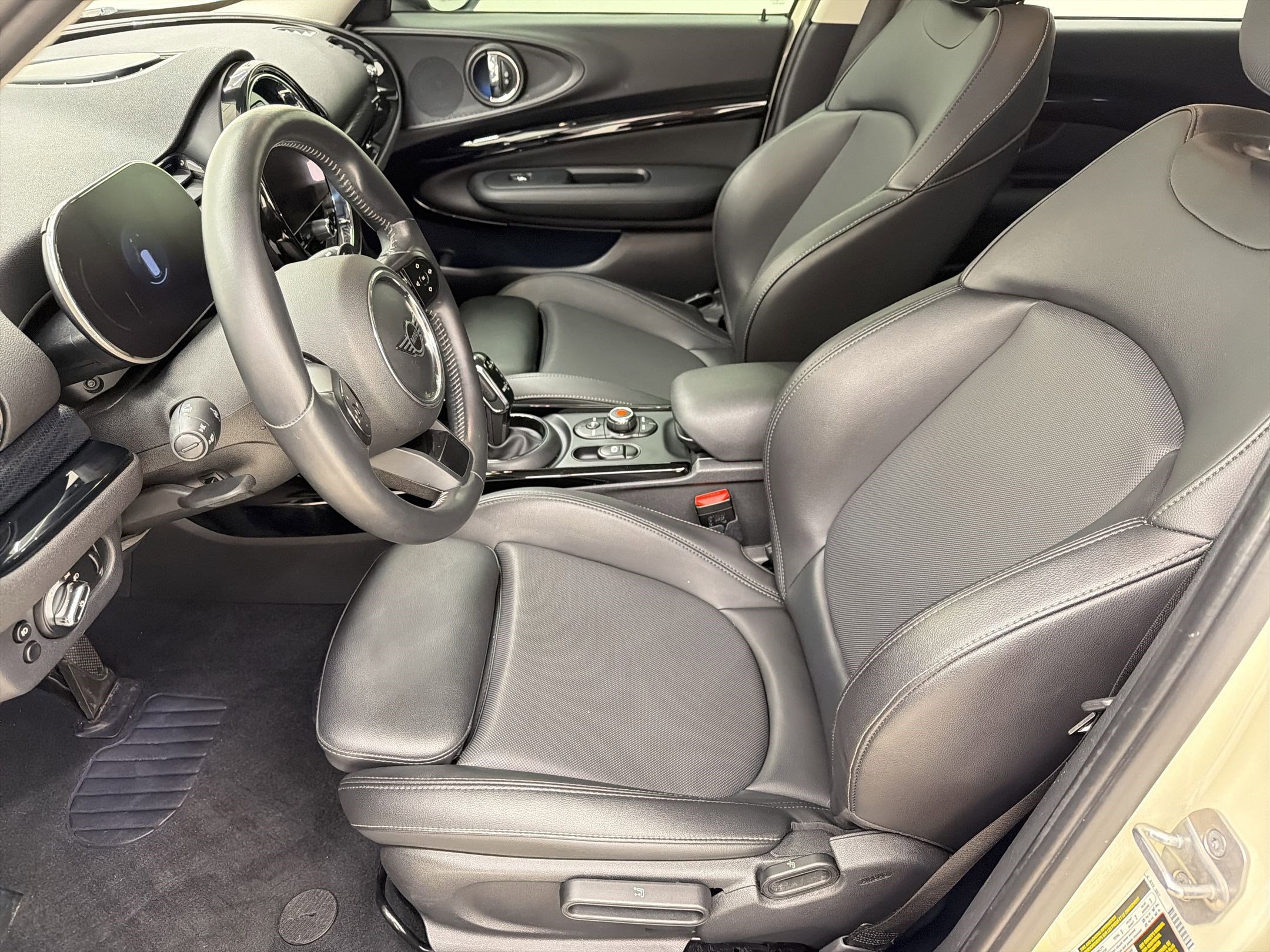 Used 2022 MINI Cooper Clubman S image 5