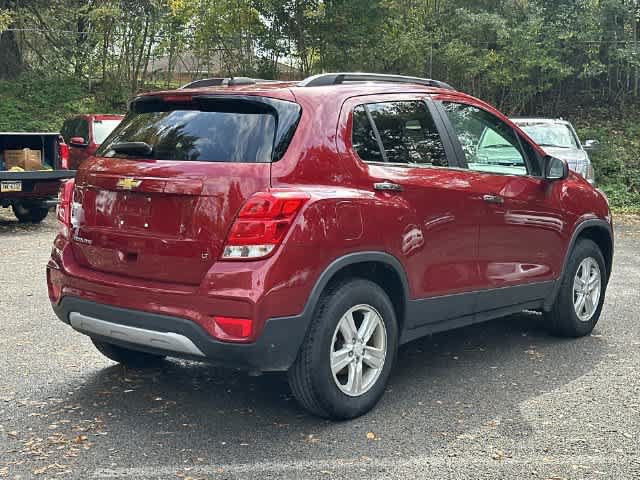 Used 2019 Chevrolet Trax LT w/ LT Convenience Package AWD/4WD image 31
