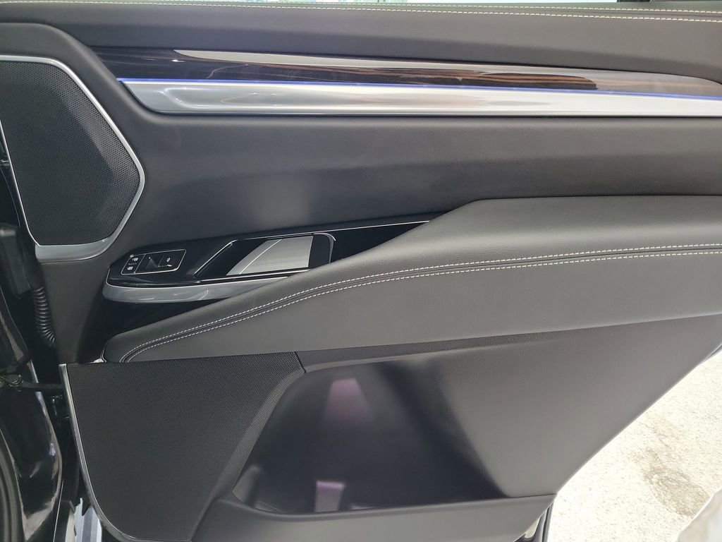 Certified 2025 Cadillac Escalade Premium Luxury w/ Touring Package image 25