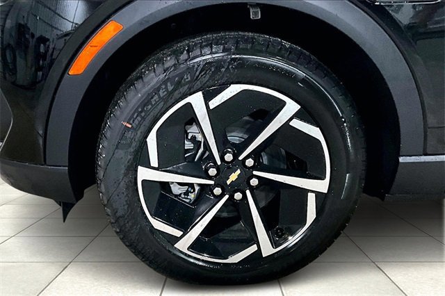 New 2026 Chevrolet Equinox EV LT image 6