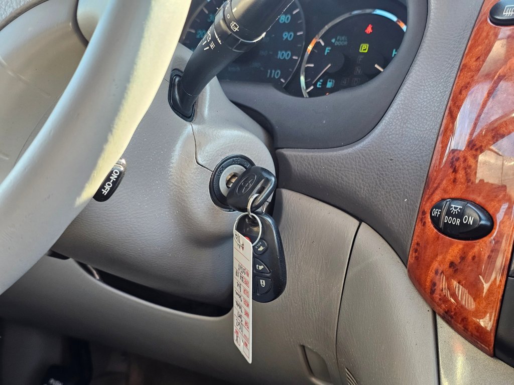 Used 2007 Toyota Sienna XLE Limited AWD/4WD image 8