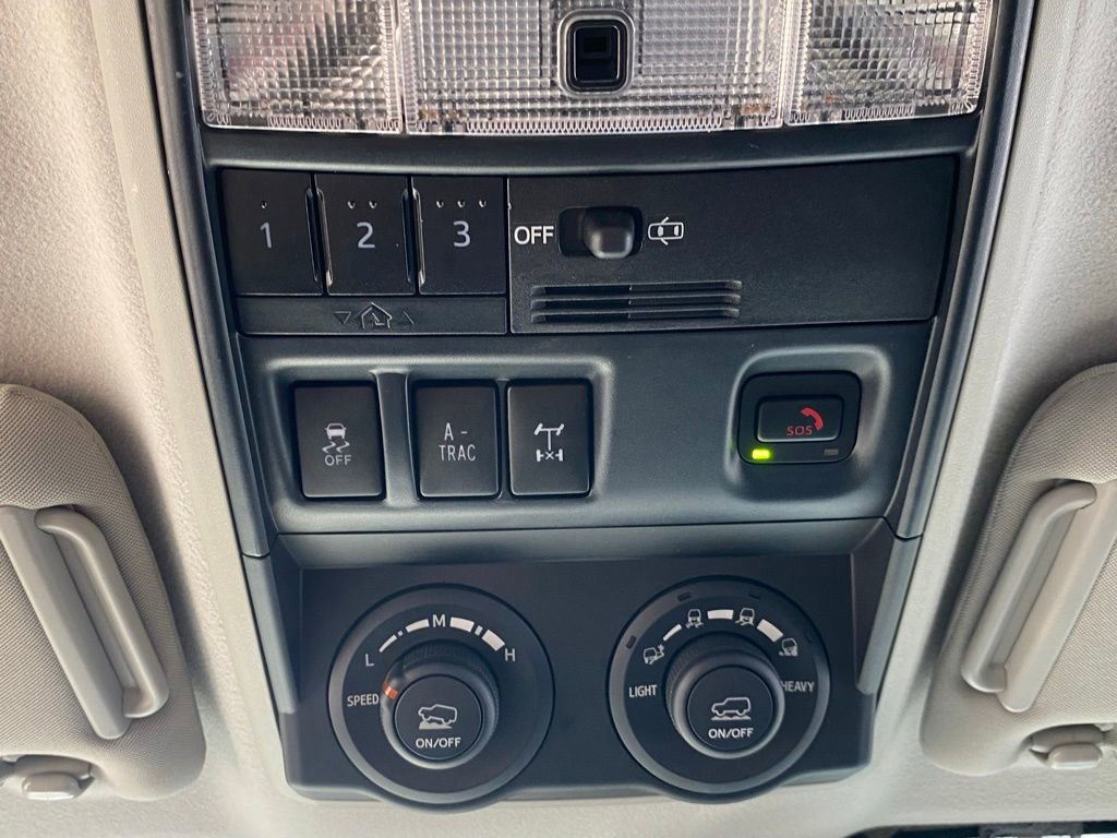 Used 2020 Toyota 4Runner TRD Off-Road Premium image 24