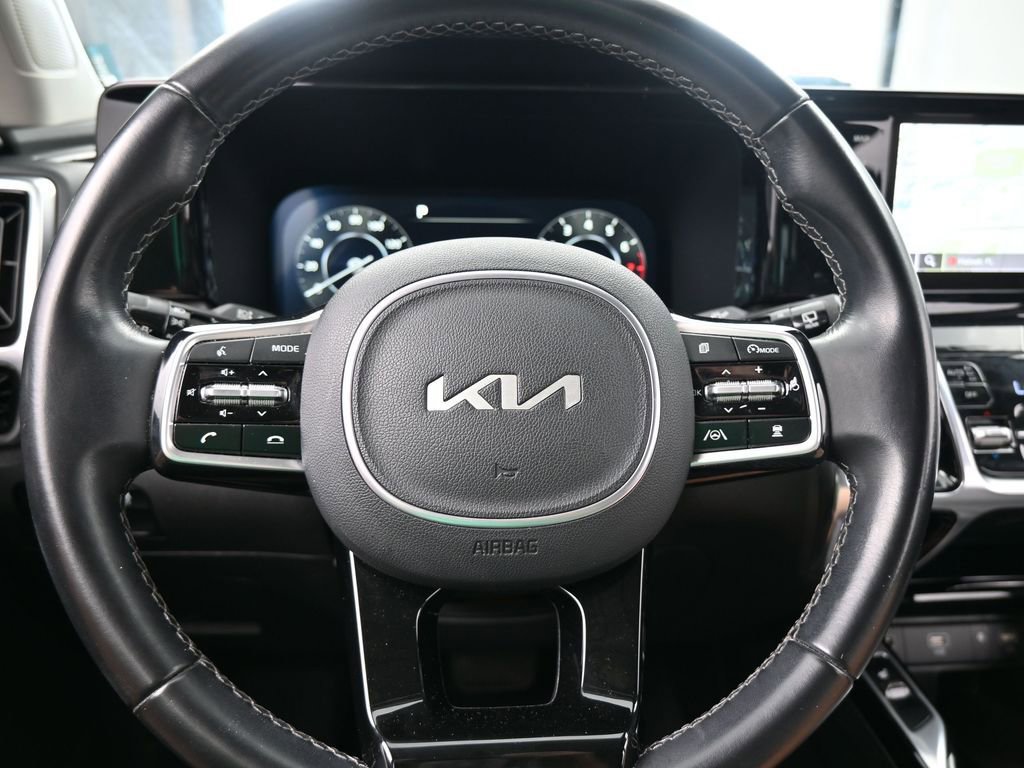 Used 2023 Kia Sorento SX image 30